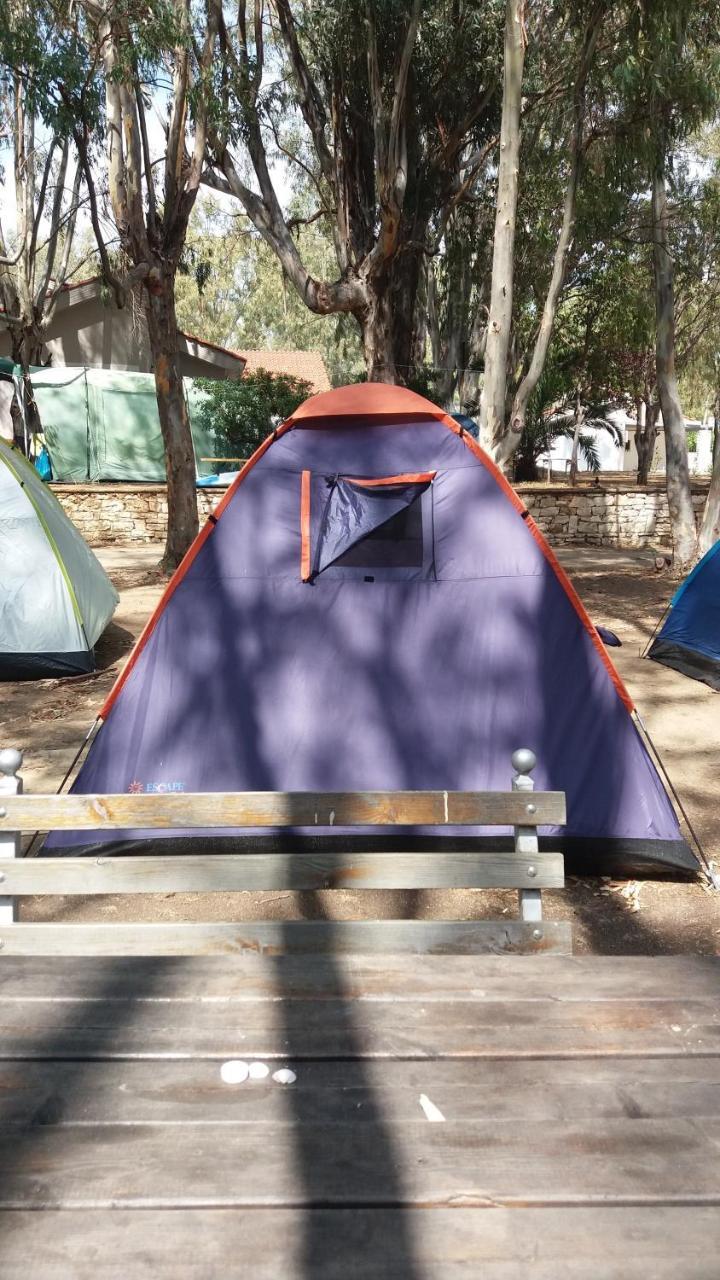 Camping Drepanos อีกูเมนิทซา ภายนอก รูปภาพ